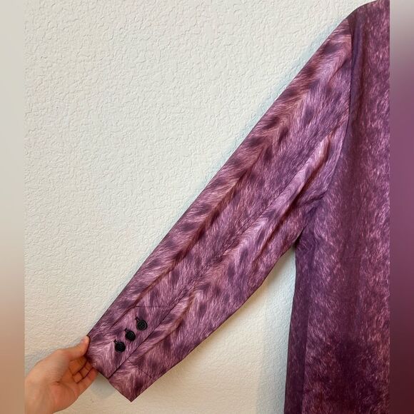 Holland and Holland Coated Canvas Hunting Jacket in Purple Hide, Size M - Picture 8 of 13